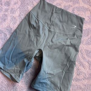 Seamless Gymshark Women's Sage Green Bike Shorts Size Small